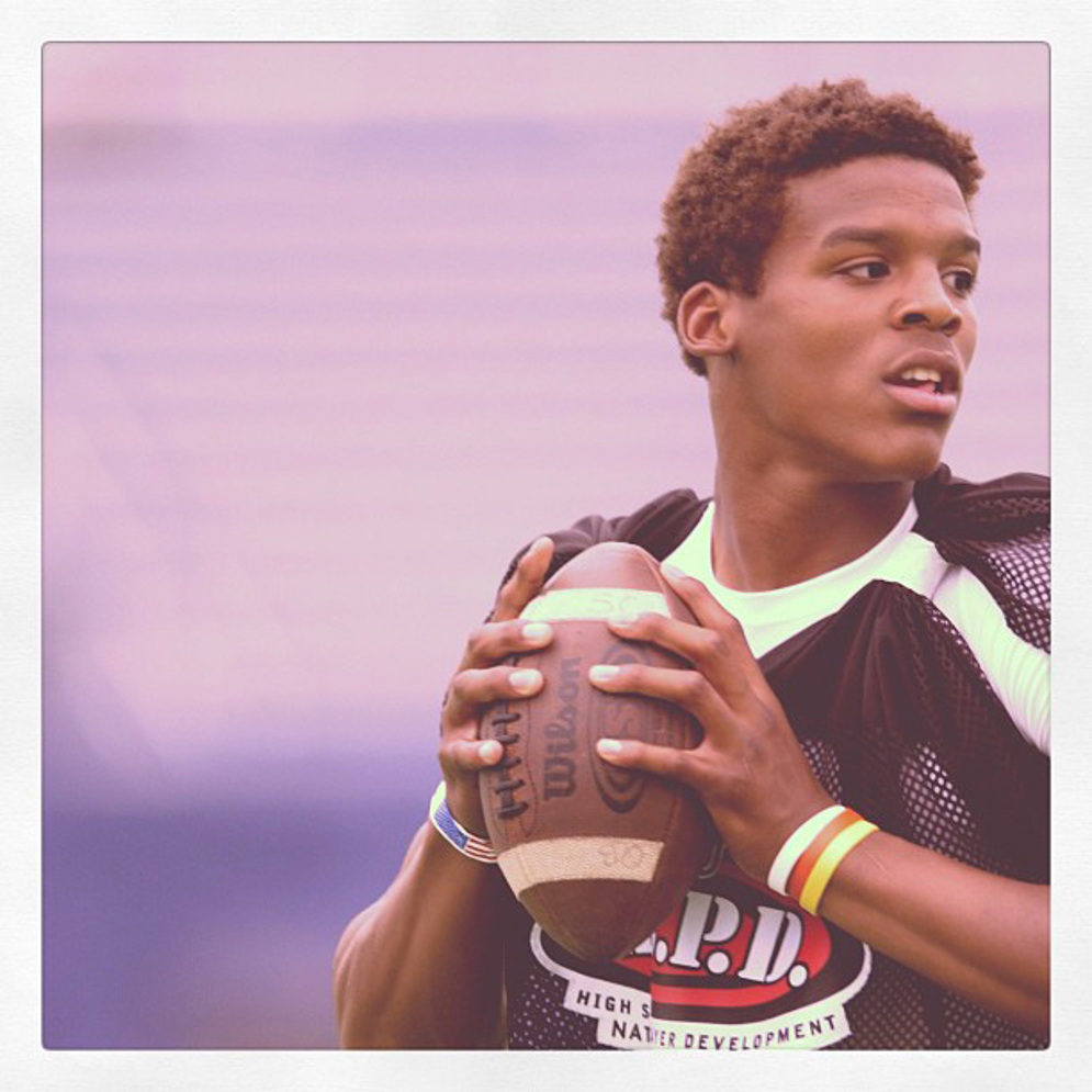 El Actual mariscal de campo de los Carolina Panthers, Cam Newton, en un entrenamiento del HSPD.