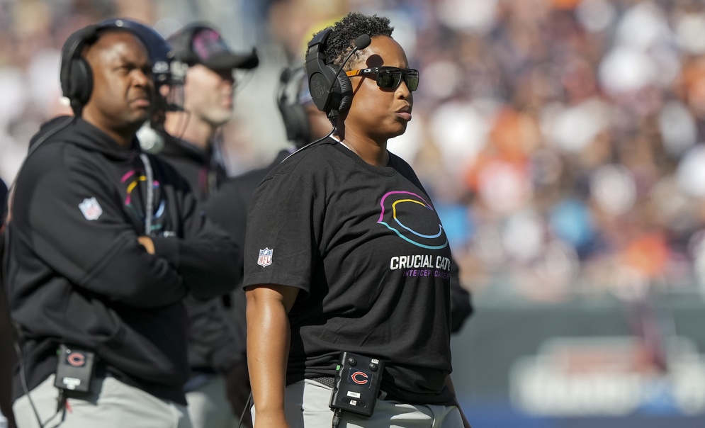 Chicago Bears running backs coach Jennifer King. (AP/Todd Rosenberg)